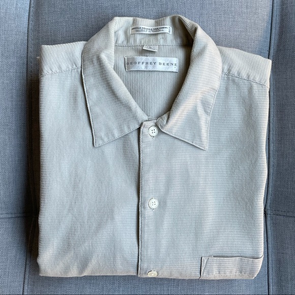 Geoffrey Beene Short Sleeve Shirt - Picture 2 of 4